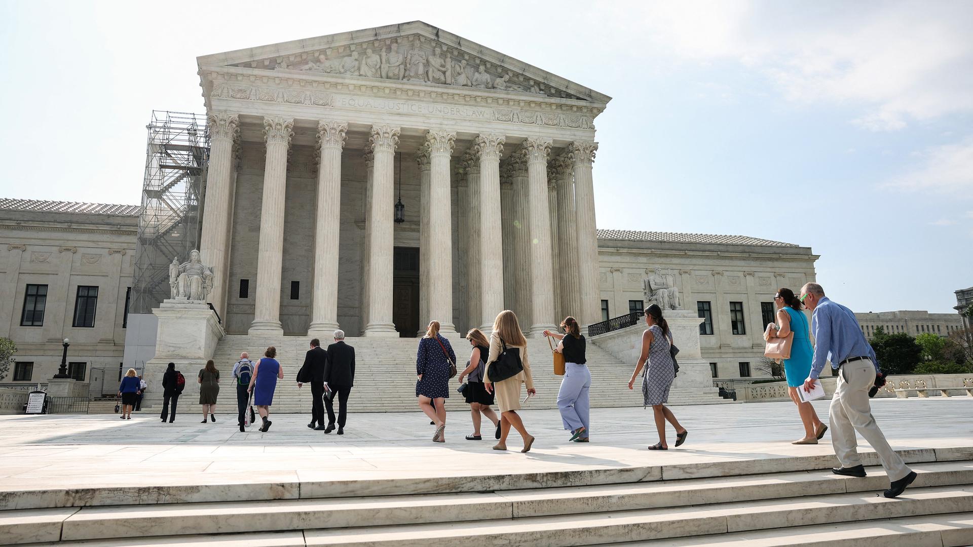 Supreme Court upholds web designer who refused to work for gays