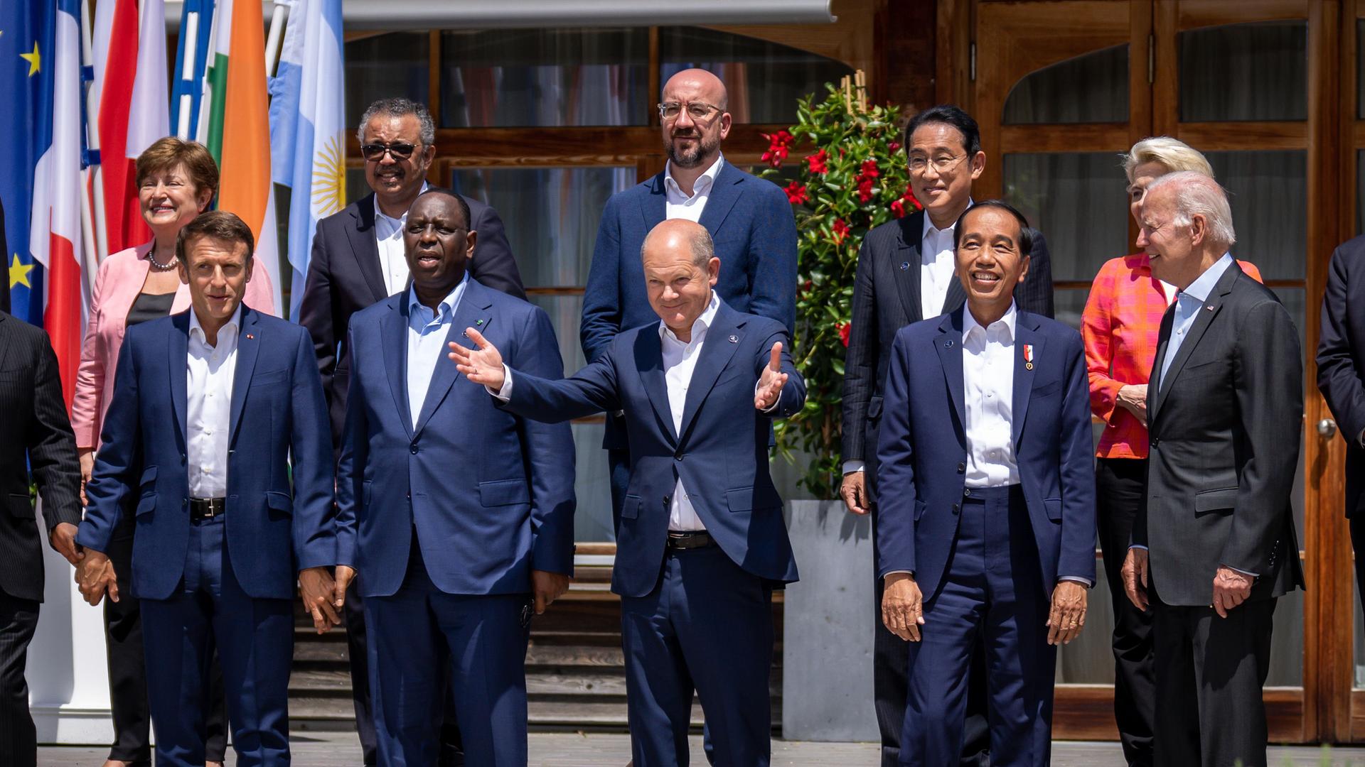 G7-Gipfel - Staats- und Regierungschefs beenden Gespräche