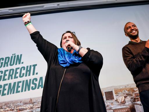 Susanne Mertens (Bündnis90/Die Grünen), Landesvorsitzende, und Philmon Ghirmai, Landesvorsitzender von Bündnis 90/Die Grünen 