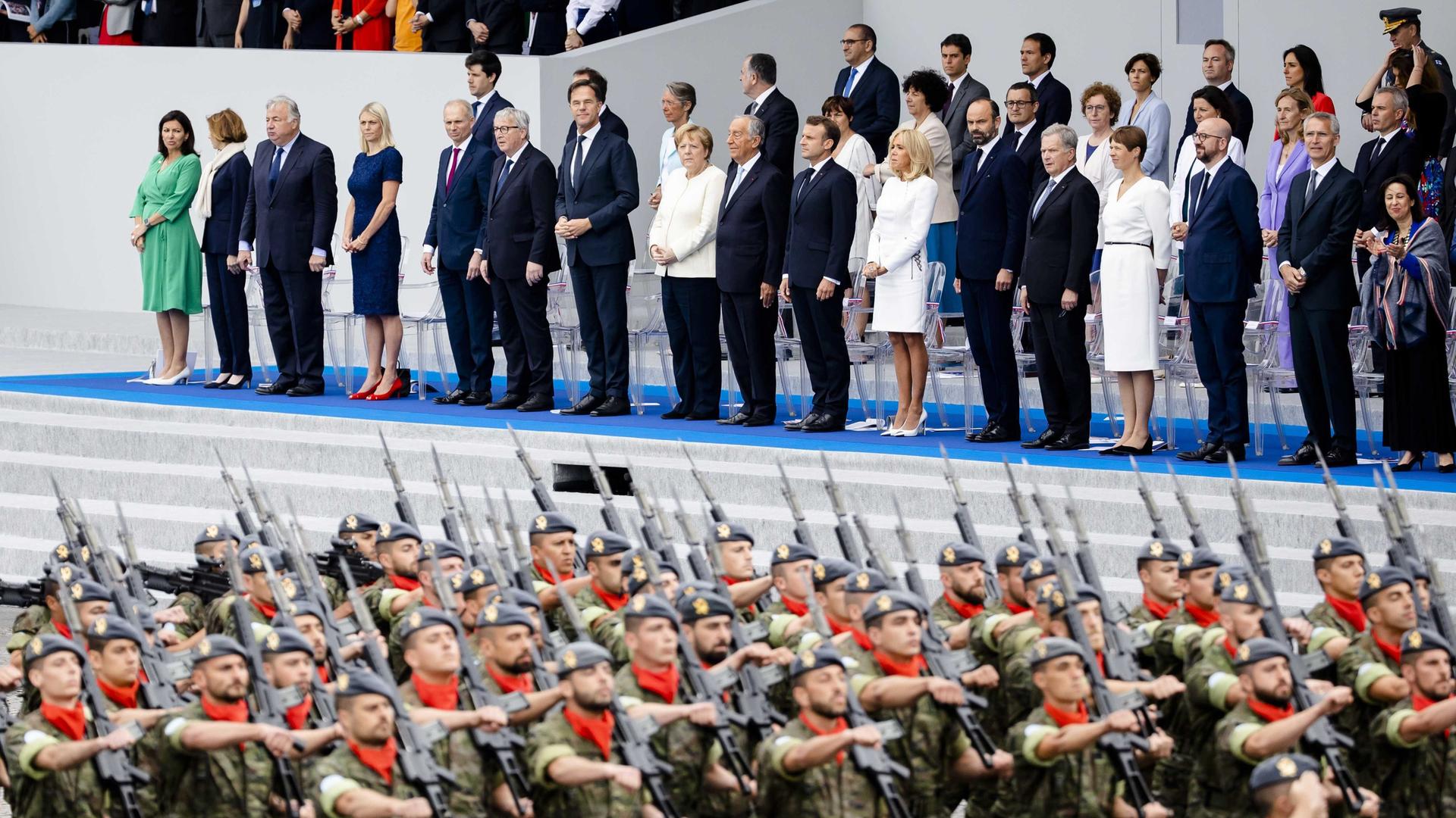 Die Militärparade mit ausländischen Staatsgästen zum französischen Nationalfeiertag am 14. Juli 2019 in Paris. 