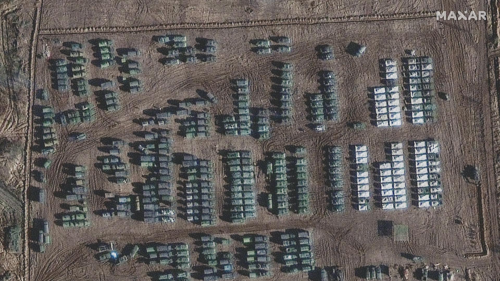 Das Bild zeigt russisches Militär an der Grenze zur Ukraine. Das Bild zeigt russisches Militär an der Grenze zur Ukraine.