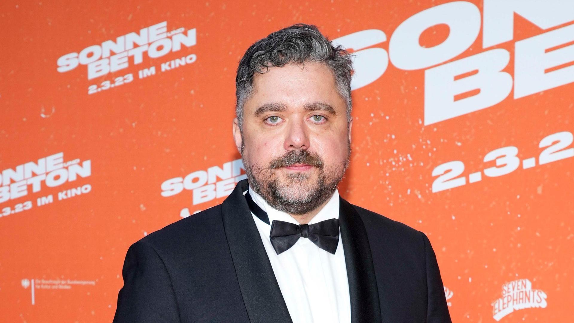 David Wnendt bei der Premiere von Sonne und Beton am 24. Februar 2023 in Berlin. David Wnendt bei der Premiere von Sonne und Beton am 24. Februar 2023 in Berlin.