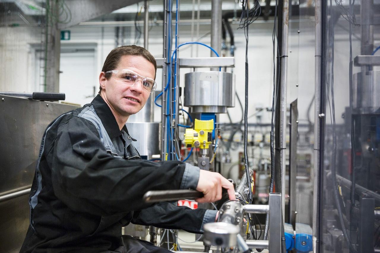 Patrick Biller forscht an der Universität Aarhus in Dänemark an der hydrothermalen Verflüssigung Gülle, Pflanzenabfällen und Klärschlamm. Patrick Biller forscht an der Universität Aarhus in Dänemark an der hydrothermalen Verflüssigung Gülle, Pflanzenabfällen und Klärschlamm.