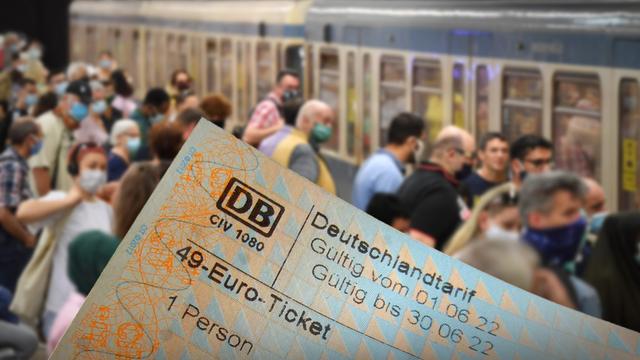 Fotomontage: Menschen und einfahrende U-Bahn in München, im Vordergrund ein Ticket mit Aufschrift 49-Euro-Ticket