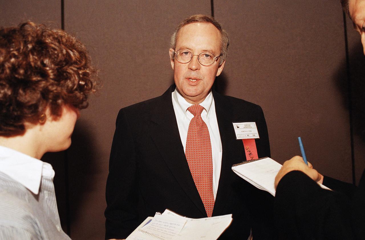 Kenneth Starr 1997, Sonderermittler in der Whitewater-Affäre Kenneth Starr 1997, Sonderermittler in der Whitewater-Affäre