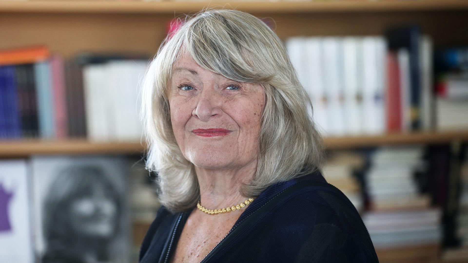 Politikwissenschaftler Thomas Jäger kritisiert den offenen Brief von Initiatorin Alice Schwarzer und Mitunterzeichner:innen. Politikwissenschaftler Thomas Jäger kritisiert den offenen Brief von Initiatorin Alice Schwarzer und Mitunterzeichner:innen.