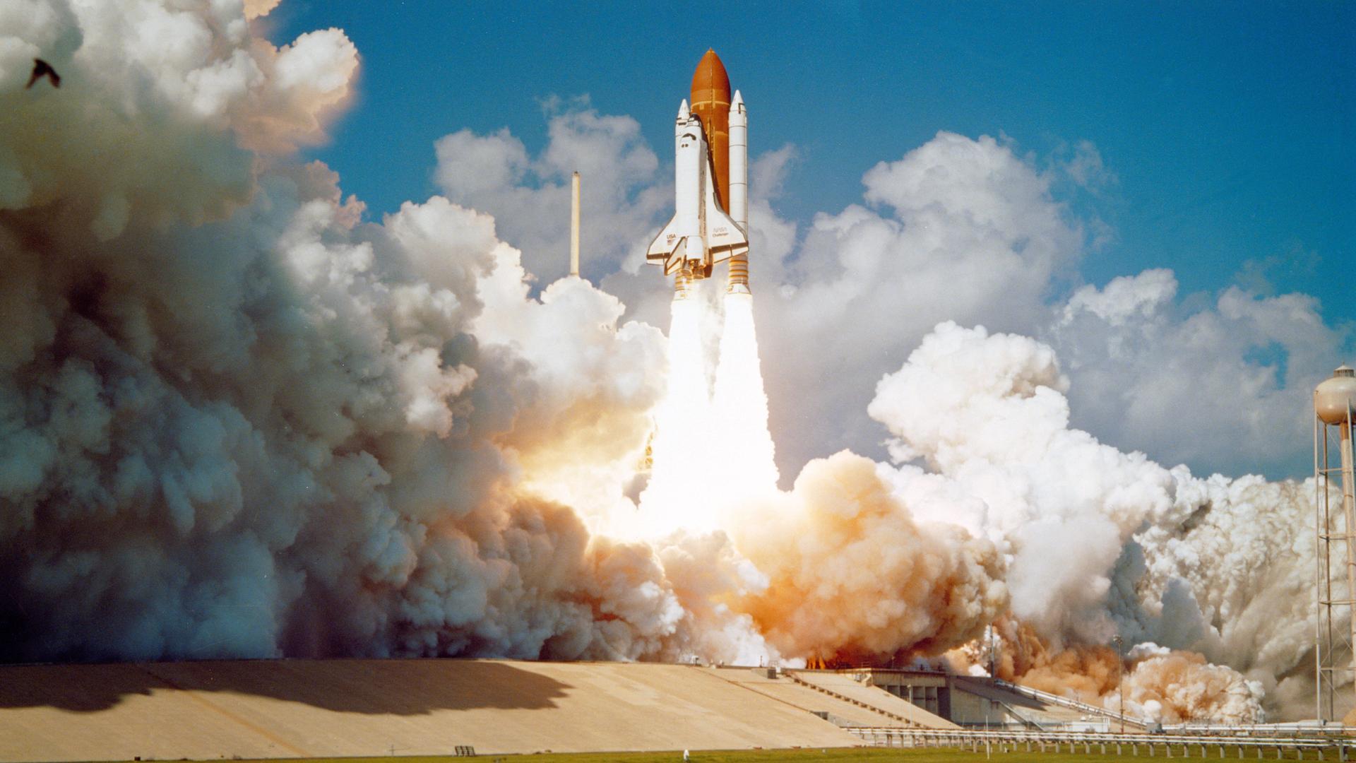 Start der Challenger Raumfähre.
