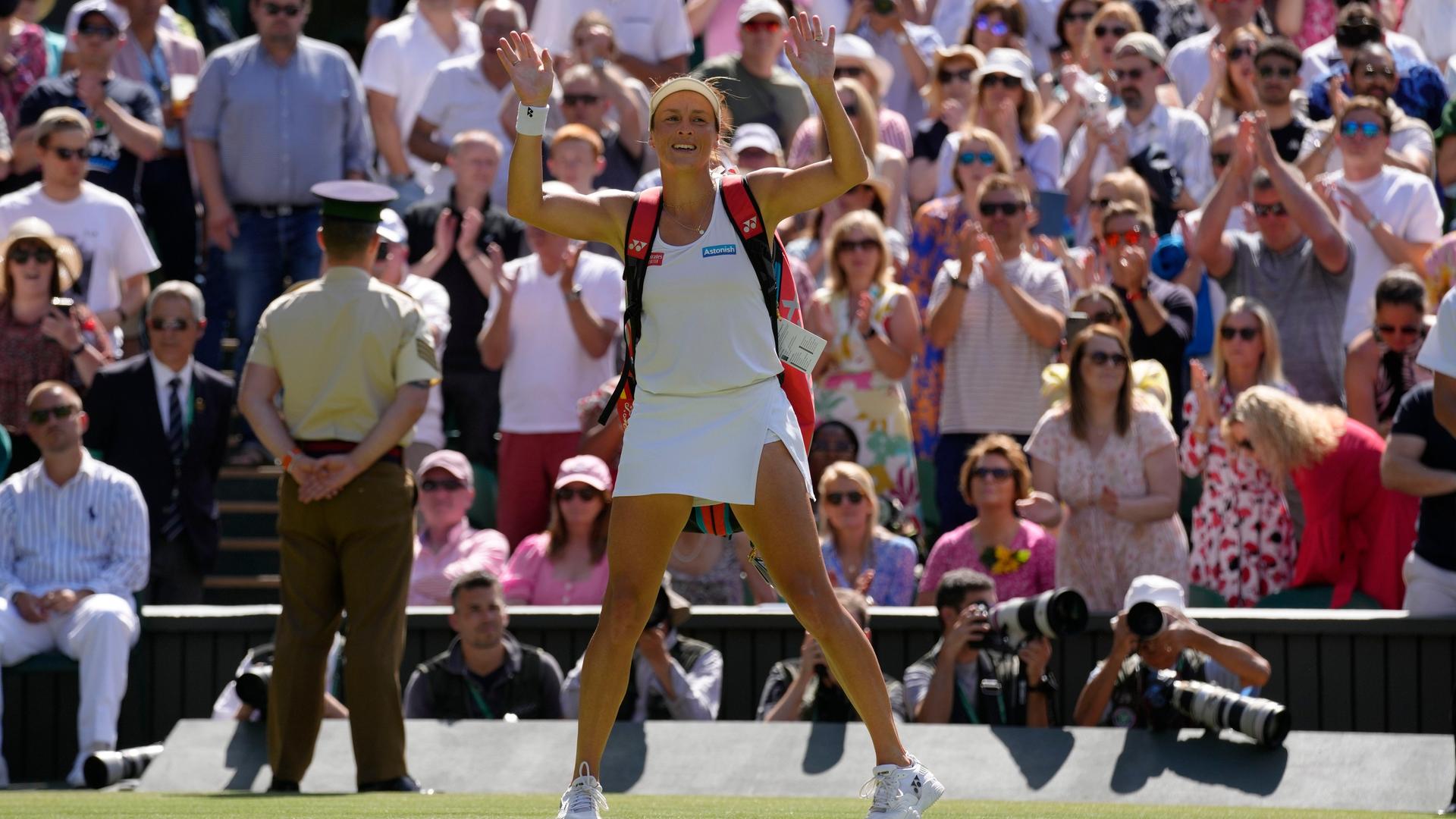 London, Wimbledon: Die deutsche Tennisspielerin Tatjana Maria ist im Halbfinale ausgeschieden. London, Wimbledon: Die deutsche Tennisspielerin Tatjana Maria ist im Halbfinale ausgeschieden.