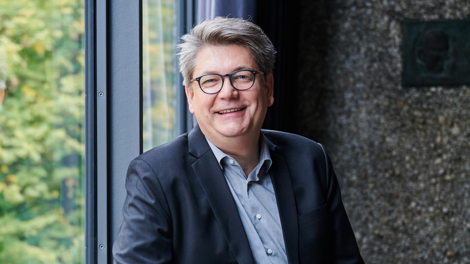 Matthias Pees steht im Haus der Berliner Festspiele. Matthias Pees steht im Haus der Berliner Festspiele.