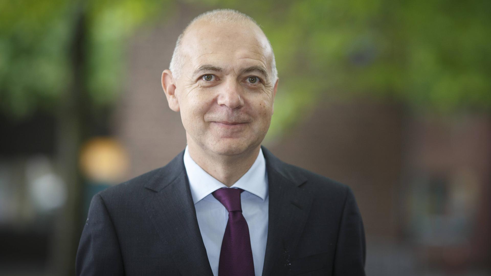 Bernd Neuendorf steht zur Wahl als neuer Präsident des DFB. Bernd Neuendorf steht zur Wahl als neuer Präsident des DFB.