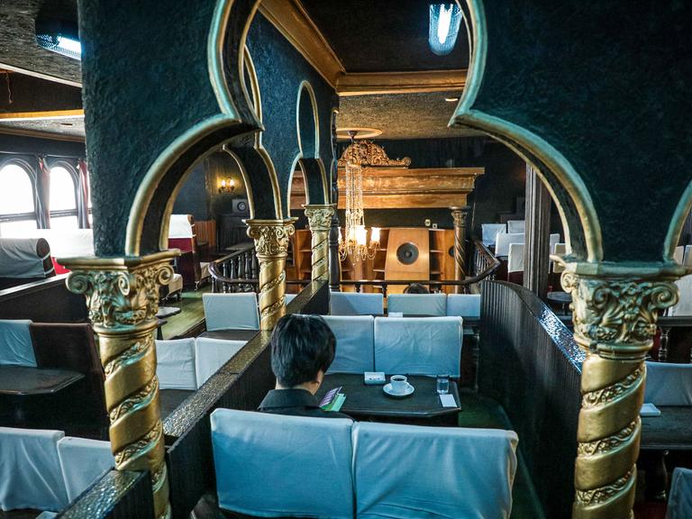 Das Lion Café in Tokyo.
