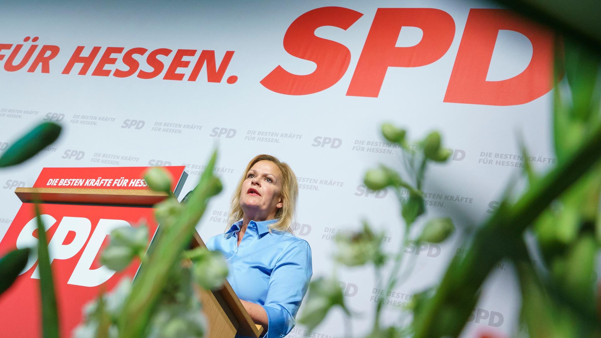 Hessen-SPD - Bundesinnenministerin Faeser Spitzenkandidatin Für ...