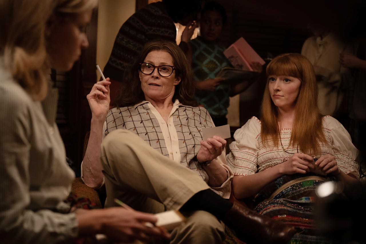Sigourney Weaver als Virginia in "Call Jane", 2022. Sigourney Weaver als Virginia in "Call Jane", 2022.
