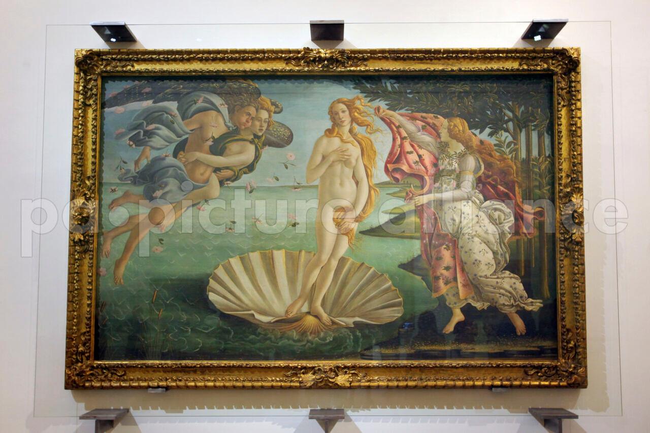 Das Gemälde "Die Geburt der Venus" von 1485/86 des Künstlers Sandro Botticelli hängt im Museum Uffizien in Florenz. Das Gemälde "Die Geburt der Venus" von 1485/86 des Künstlers Sandro Botticelli hängt im Museum Uffizien in Florenz.