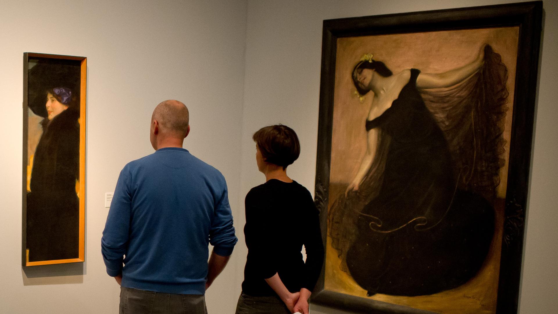 Gemälde "Tänzerin Baladine Klossowska" von Eugen Spiro (r.-l.), "Gabrielle Gallia" und "Elsa Galafrès" von Otto Friedrich in der Berlinischen Galerie - Museum für Moderne Kunst, Fotografie und Architektur in Berlin Gemälde "Tänzerin Baladine Klossowska" von Eugen Spiro (r.-l.), "Gabrielle Gallia" und "Elsa Galafrès" von Otto Friedrich in der Berlinischen Galerie - Museum für Moderne Kunst, Fotografie und Architektur in Berlin