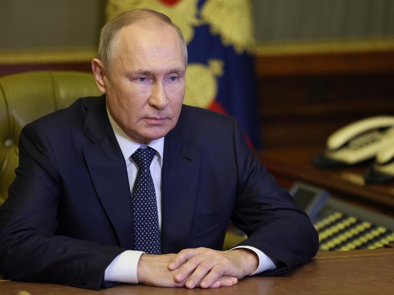 Russlands Präsident Putin bei der Sitzung des Sicherheitsrates am 10 Oktober 2022