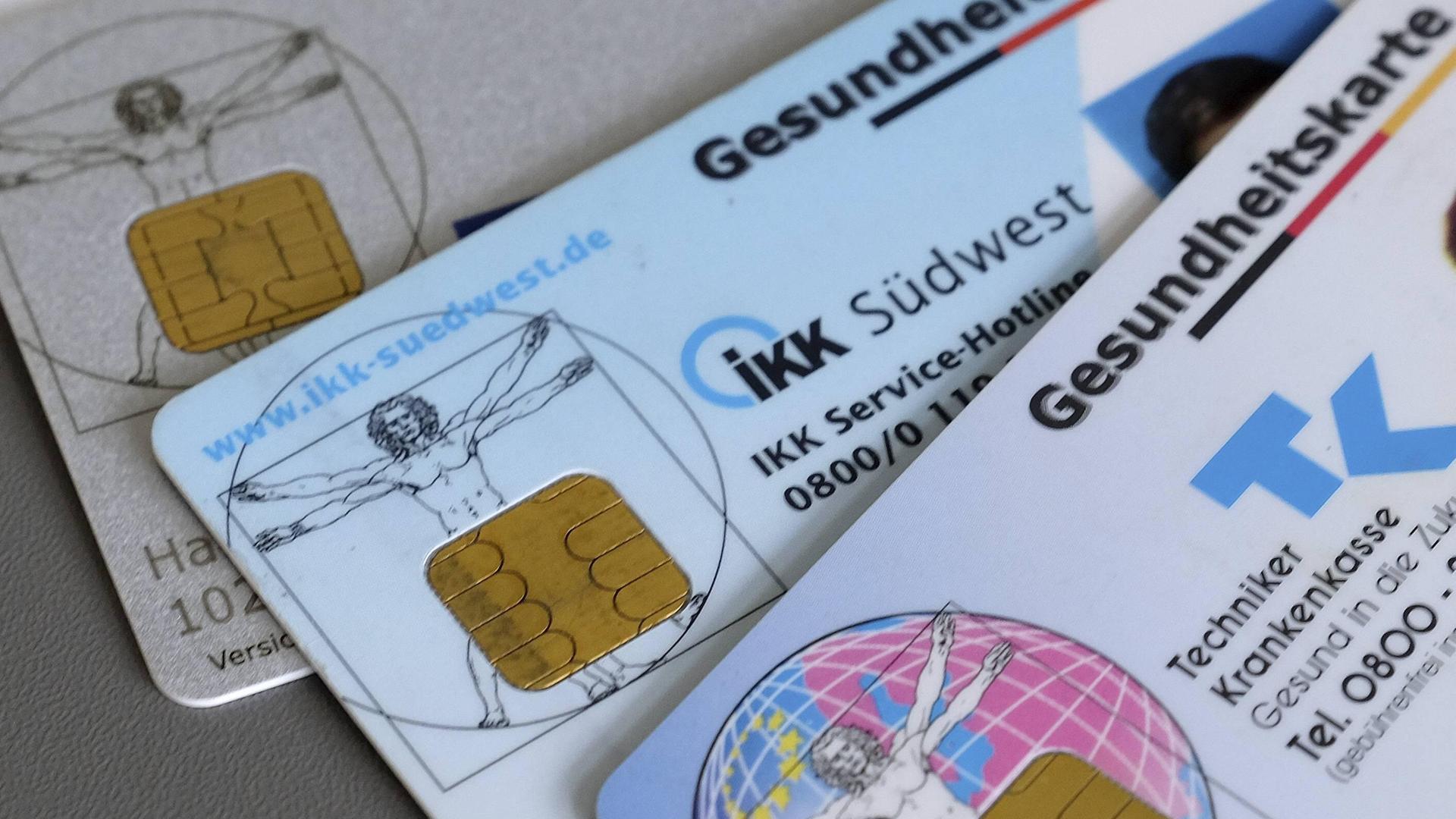 Gesundheitskarten verschiedener Krankenkassen Gesundheitskarten verschiedener Krankenkassen