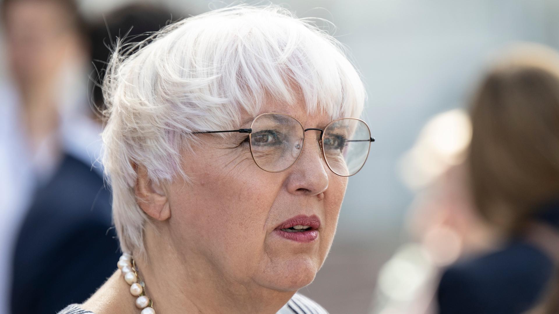 Kulturstaatsministerin Claudia Roth im Porträt. Kulturstaatsministerin Claudia Roth im Porträt.