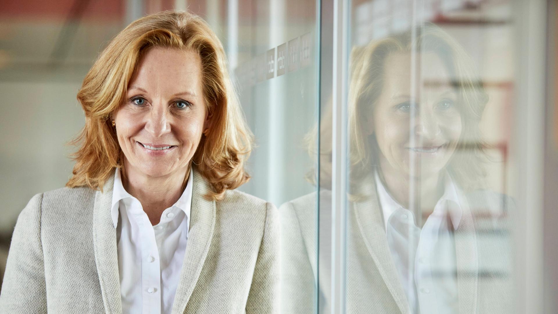 Porträt von Patricia Schlesinger. Porträt von Patricia Schlesinger.