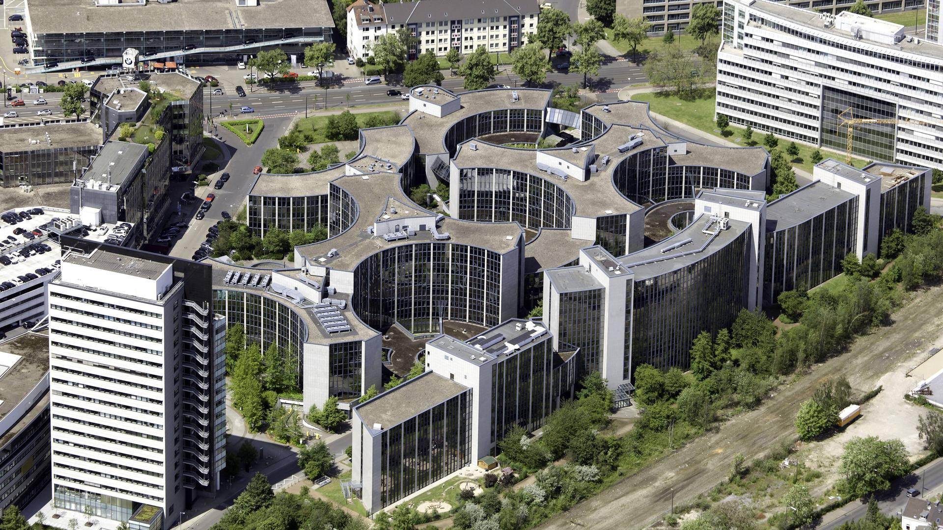 Luftaufnahme des ehemaligen Thyssen Trade Centers in Düsseldorf. Luftaufnahme des ehemaligen Thyssen Trade Centers in Düsseldorf.