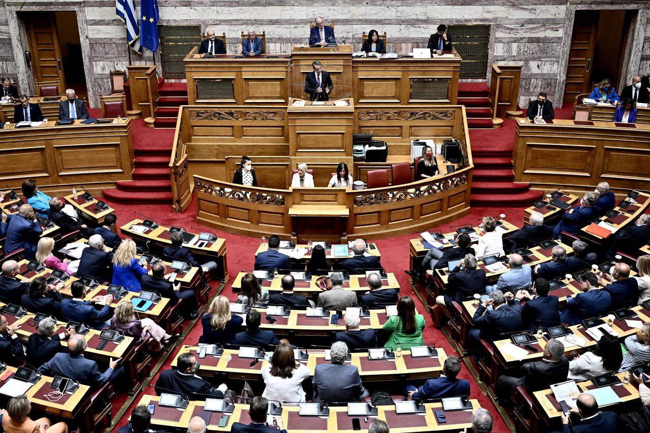 Ansicht des griechischen Parlaments aus der Vogelperspektive.