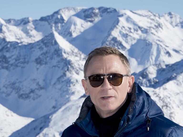 Daniel Craig, James-Bond-Darsteller im Film "Spectre", vor Tiroler Alpenkulisse im österreichischen Sölden