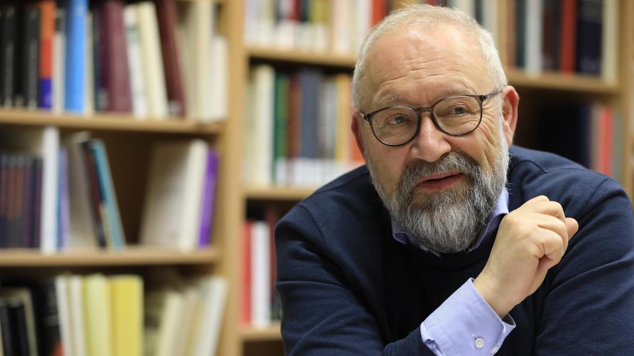Herfried Münkler, Politikwissenschaftler mit dem Schwerpunkt Politische Theorie und Professor an der Humboldt-Universität zu Berlin Herfried Münkler, Politikwissenschaftler mit dem Schwerpunkt Politische Theorie und Professor an der Humboldt-Universität zu Berlin