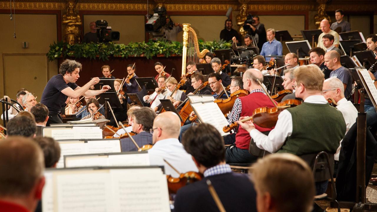 Gustavo Dudamel bei der Probe zum Neujahrskonzert der Wienerphilharmoniker am 29.12.2016.