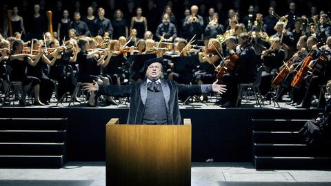 "Die Meistersinger von Nürnberg", Probenfoto von 2017, 3. Aufzug: Michael Volle (als Hans Sachs). Mit der Wagner-Oper werden am 25.07.2017 die Bayreuther Festspiele 2017 in Bayreuth eröffnet.