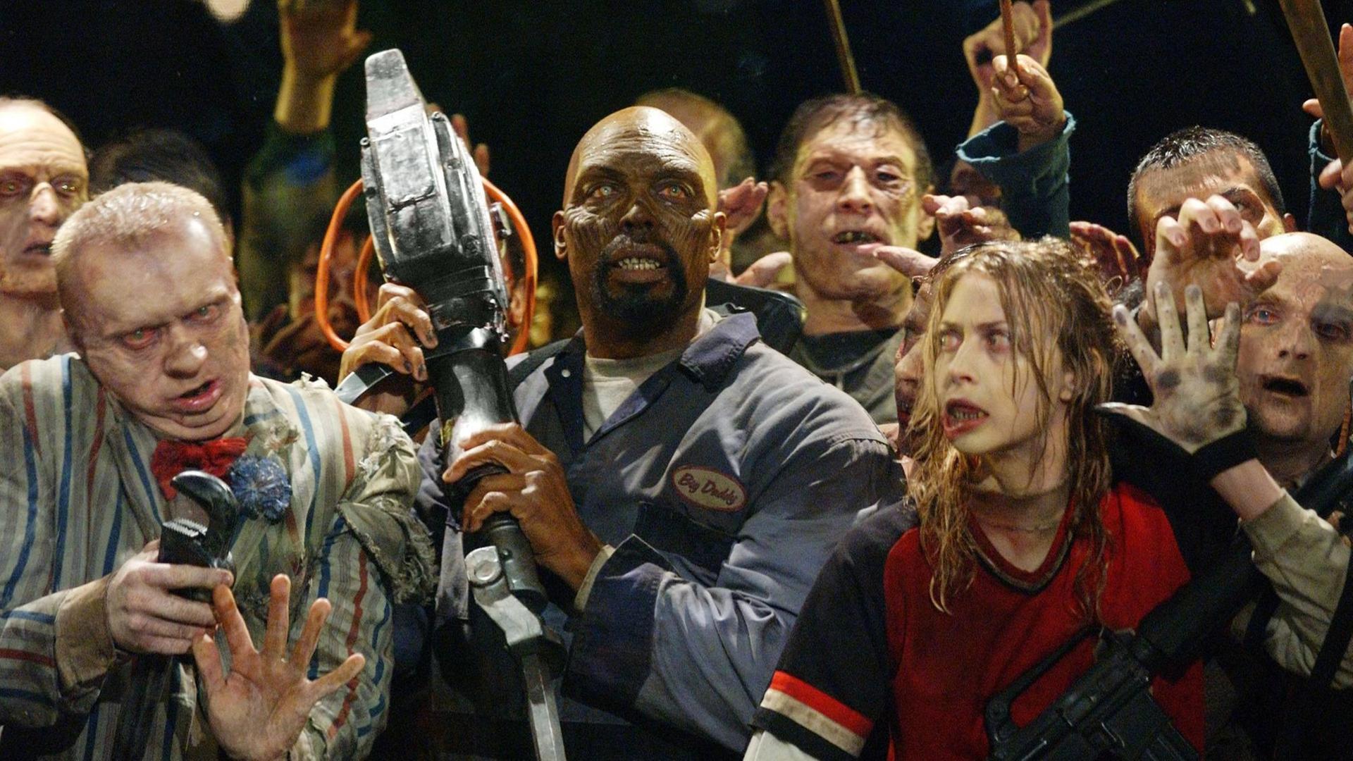 Zombies als Kassenschlager: Ausschnitt aus dem US-Film "Land of the Dead" von 2005. Zombies als Kassenschlager: Ausschnitt aus dem US-Film "Land of the Dead" von 2005.