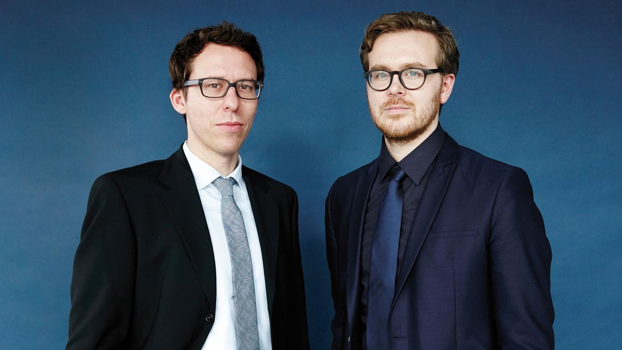 Die Journalisten Bastian Obermayer und Frederik Obermaier Die Journalisten Bastian Obermayer und Frederik Obermaier