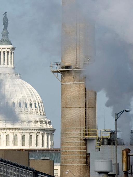 Ein Kohlekraftwerk in der Nähe das Capitols in Washington