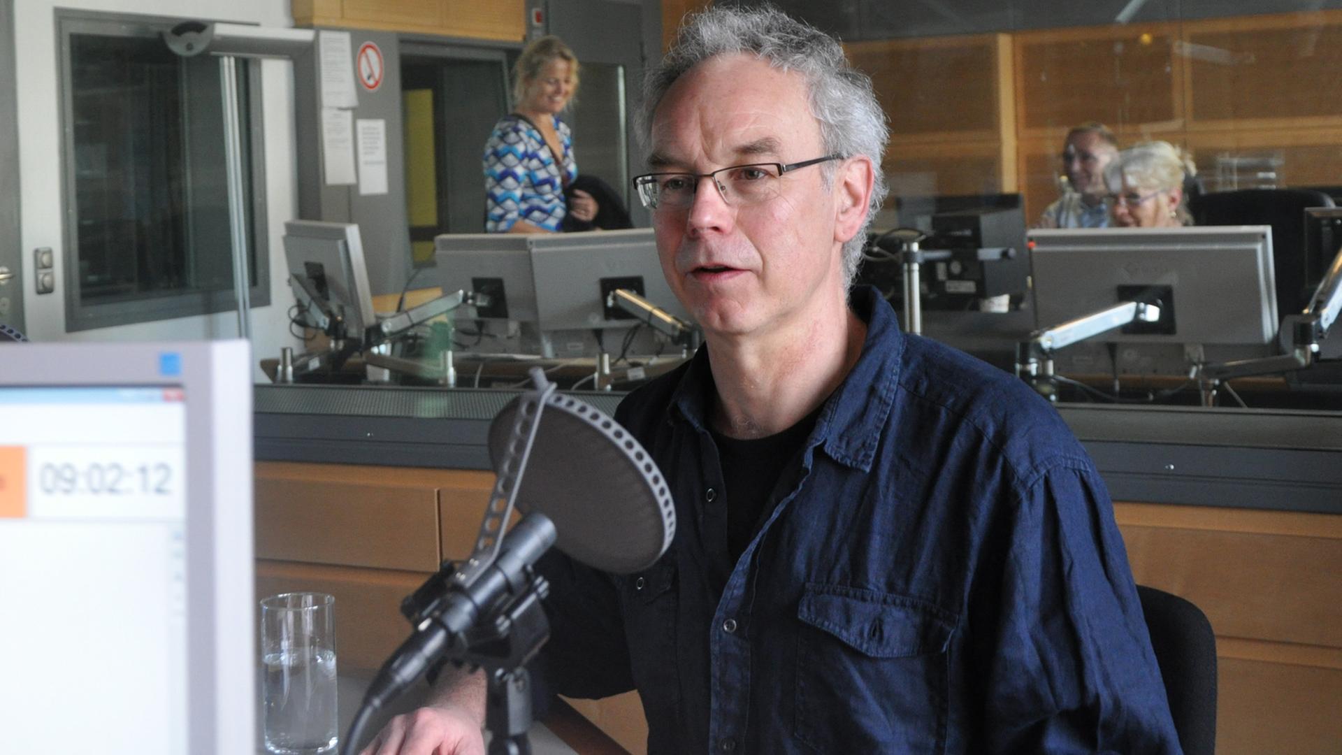 Der Schriftsteller Günther Wessel in der Sendung "Im Gespräch" im Deutschlandradio Kultur Der Schriftsteller Günther Wessel in der Sendung "Im Gespräch" im Deutschlandradio Kultur