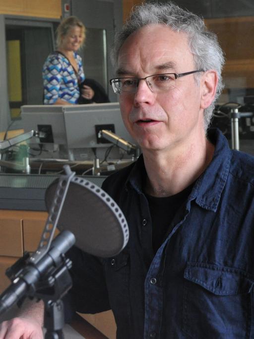 Der Schriftsteller Günther Wessel in der Sendung "Im Gespräch" im Deutschlandradio Kultur