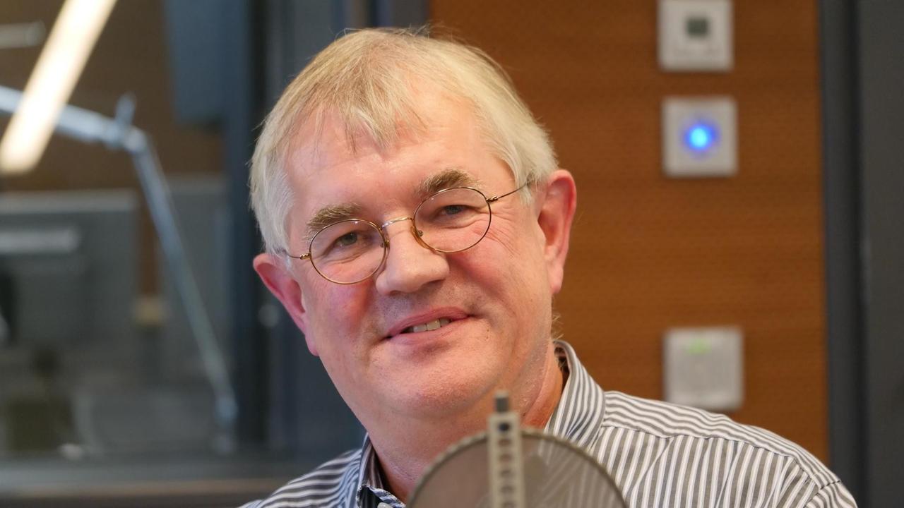 Prof. Dr. Uwe Schmidt, Humboldt-Universität zu Berlin, Leiter des Albrecht Daniel Thaer - Instituts für Agrar- und Gartenbauwissenschaften Prof. Dr. Uwe Schmidt, Humboldt-Universität zu Berlin, Leiter des Albrecht Daniel Thaer - Instituts für Agrar- und Gartenbauwissenschaften