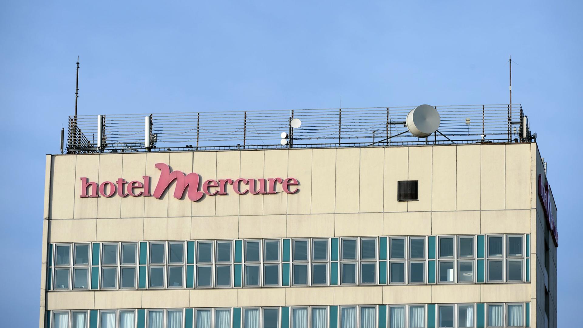 Das Hotel "Mercure" in Potsdam (Brandenburg), aufgenommen am 26.01.2016. Foto: Ralf Hirschberger Das Hotel "Mercure" in Potsdam (Brandenburg), aufgenommen am 26.01.2016. Foto: Ralf Hirschberger