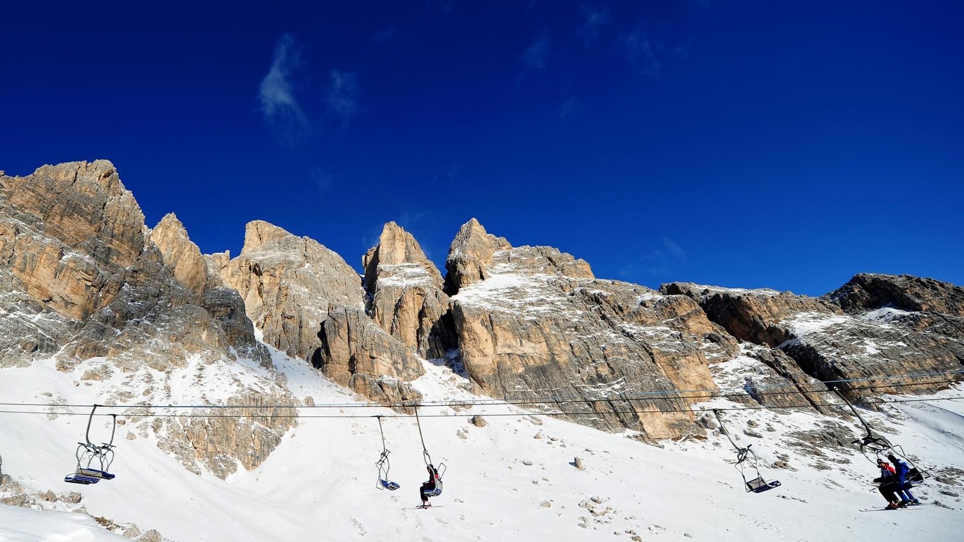 Cortina D'Ampezzo Cortina D'Ampezzo