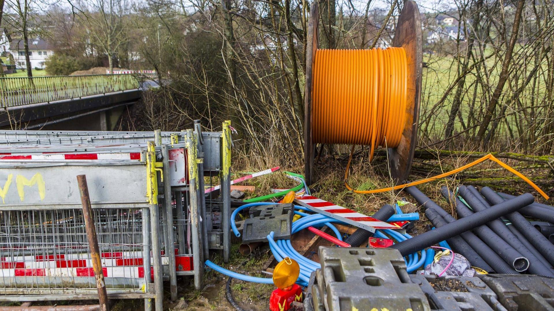 Schnelles Internet - Stadtwerke ärgern Sich über Glasfaser-Ausbau Der ...