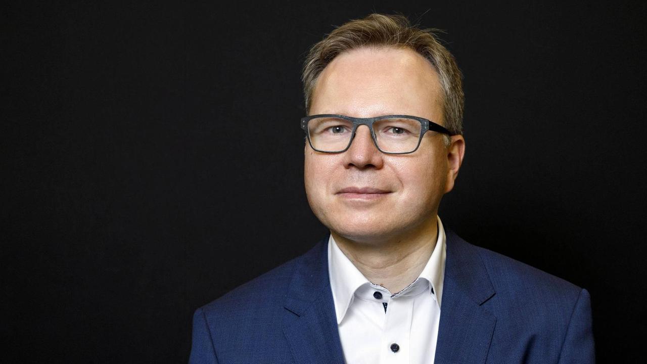Porträt des Soziologen und Kulturwissenschaftlers Andreas Reckwitz. Porträt des Soziologen und Kulturwissenschaftlers Andreas Reckwitz.
