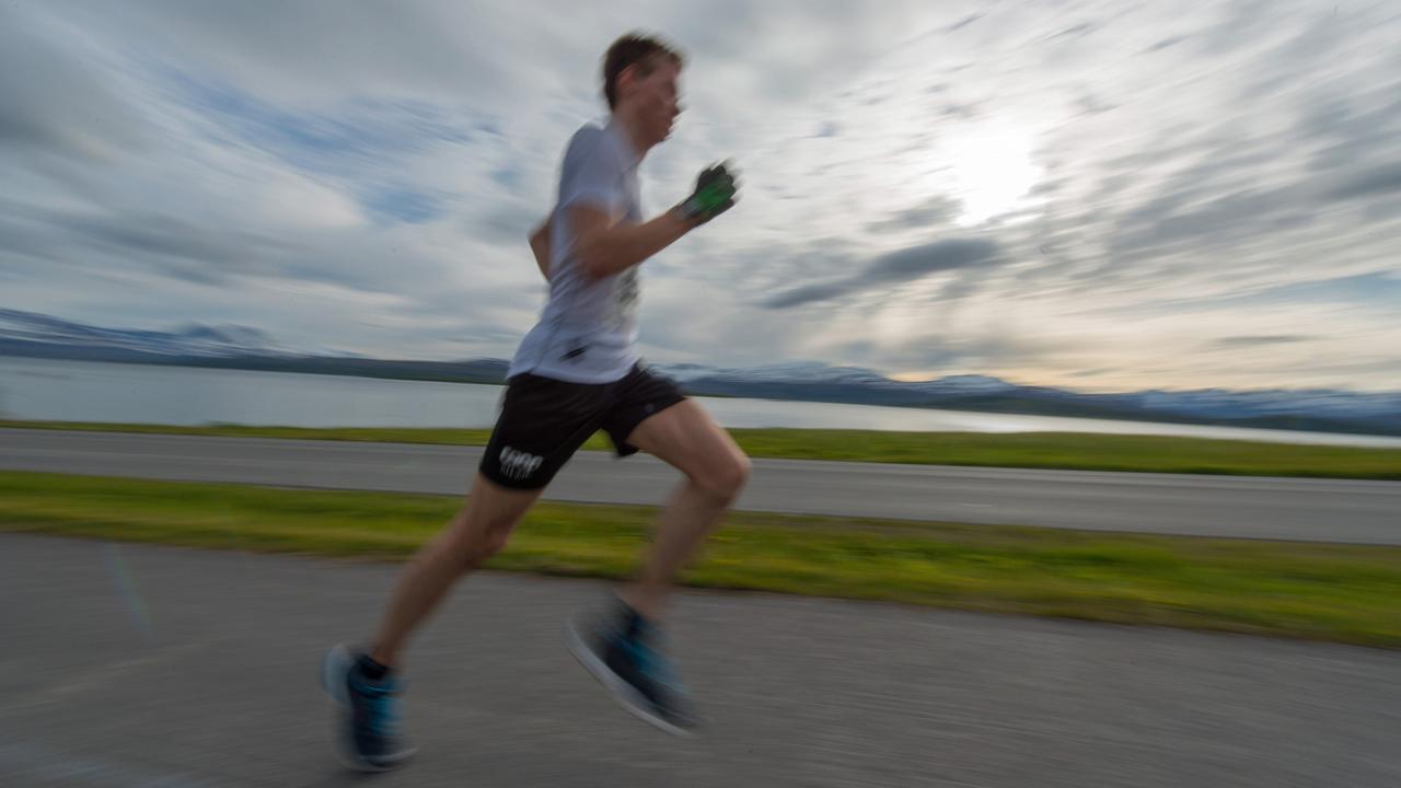 Einsamer Marathonläufer Einsamer Marathonläufer