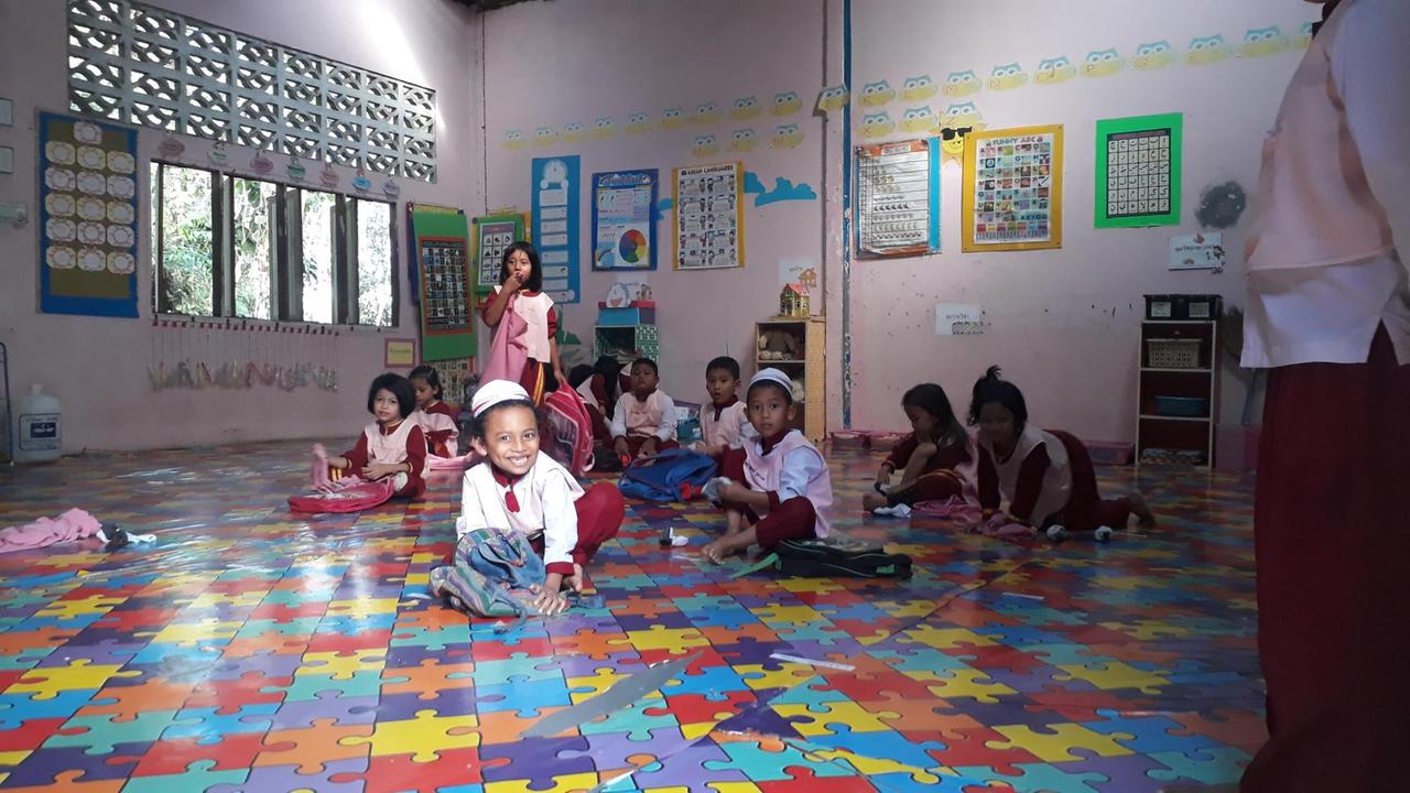 Muslimische Schule im südthailändischen Bezirk Thepha. Muslimische Schule im südthailändischen Bezirk Thepha.