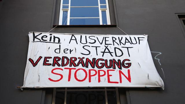 Plakat gegen Verdrängung in Berlin