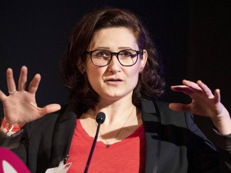 Ferda Ataman, Journalistin, beim Internationalen Frauentag der SPD. Berlin, 08.03.2019.