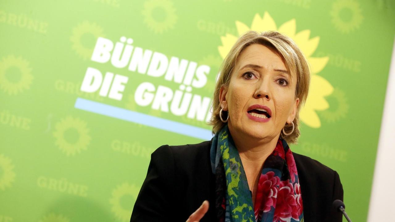 Die Bundesvorsitzende der Grünen, Simone Peter. Die Bundesvorsitzende der Grünen, Simone Peter.