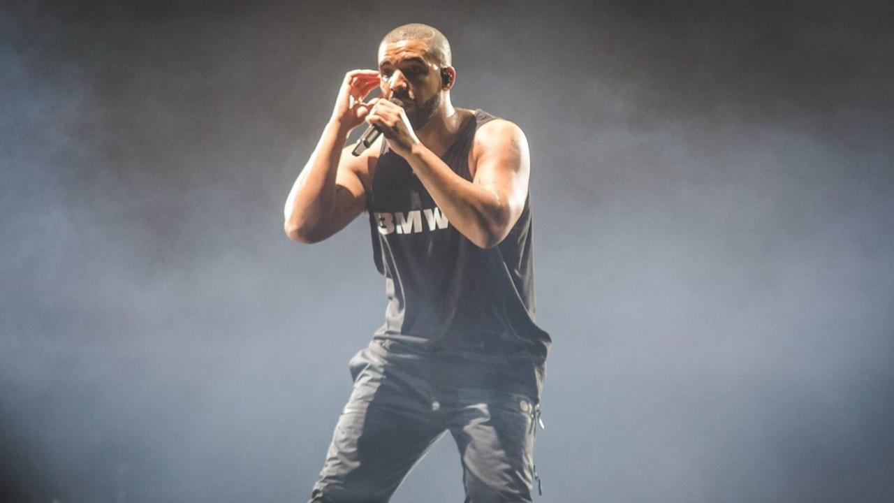 Der Rapper Drake bei einem Auftritt in der Londoner O2-Arena im Februar 2017the London O2 Arena, as part of his Boy Meets World world tour, 2017.