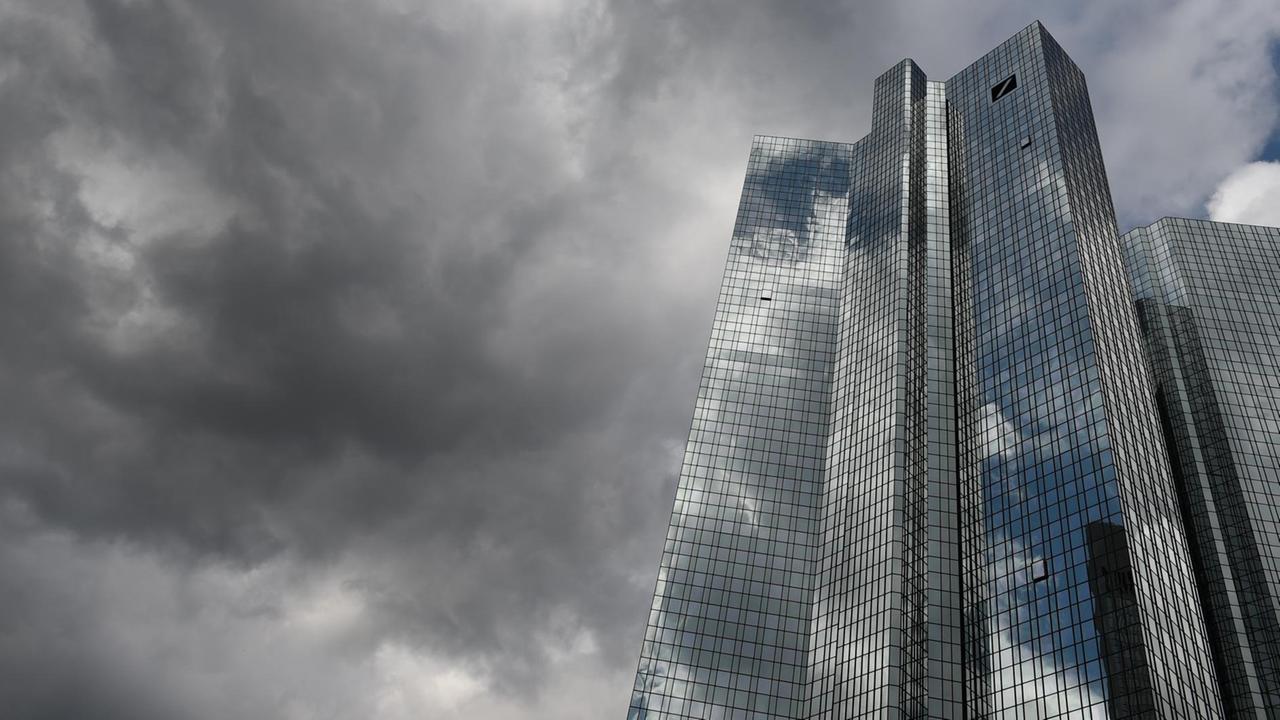 Die beiden Türme der Deutschen Bank in Frankfurt am Main Die beiden Türme der Deutschen Bank in Frankfurt am Main
