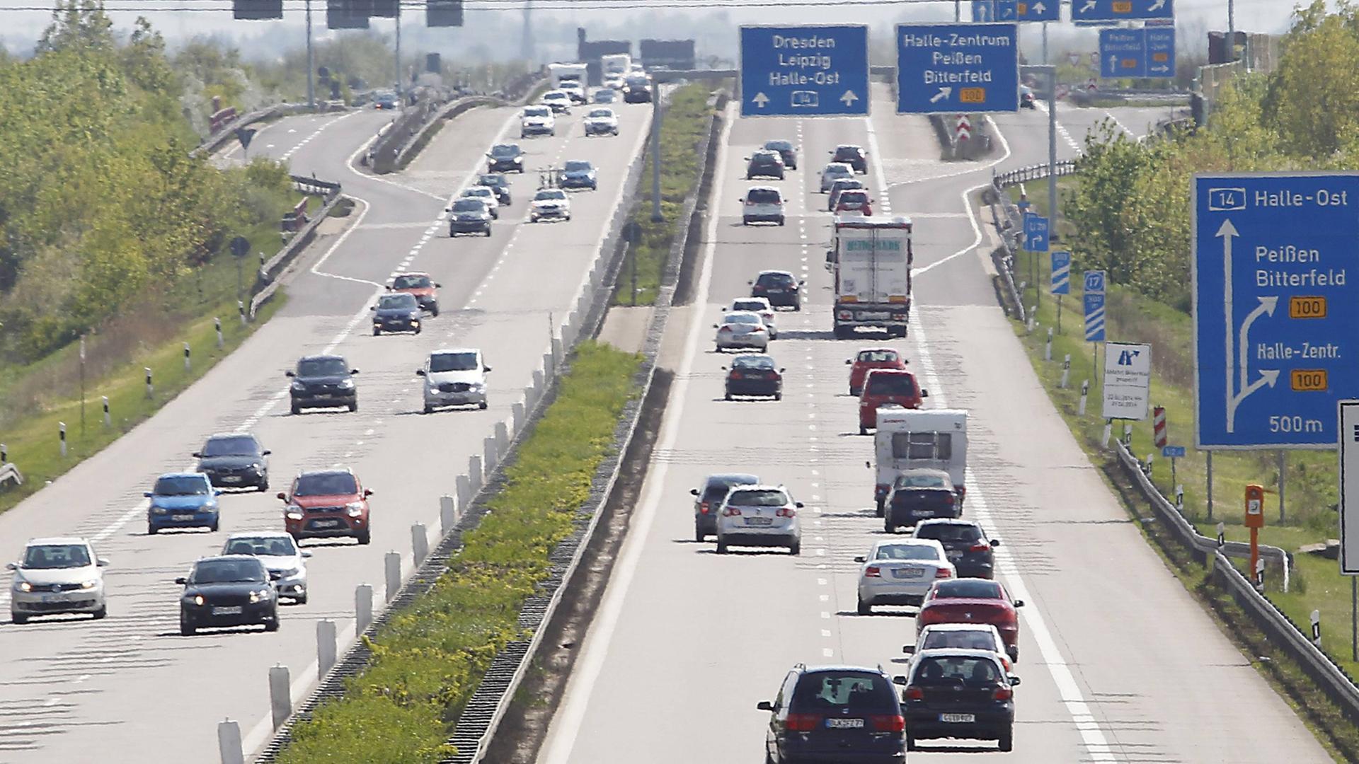 Die A14 - hier wurden 700.000 Euro für eine nicht funktionierende Verkehrssteuerung ausgegeben. Die A14 - hier wurden 700.000 Euro für eine nicht funktionierende Verkehrssteuerung ausgegeben.