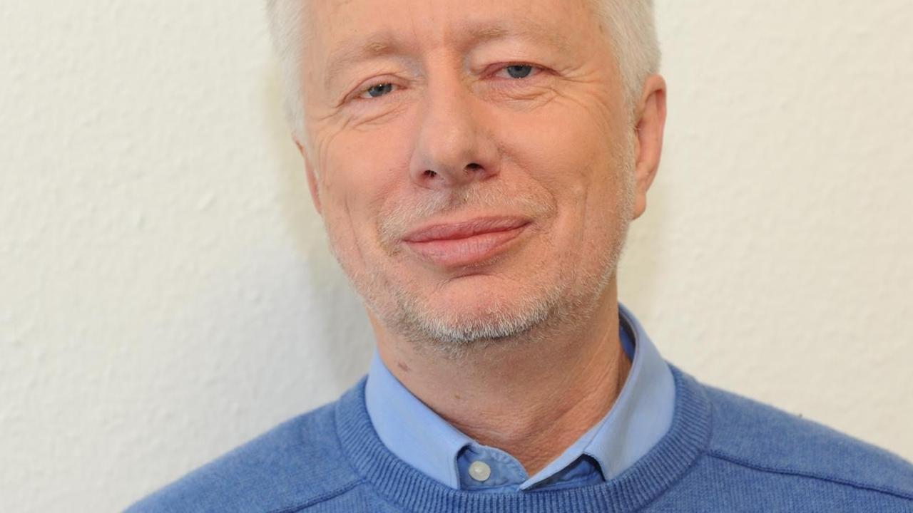 Porträt des Sozialpädagogen und Autoren Claus Fussek.