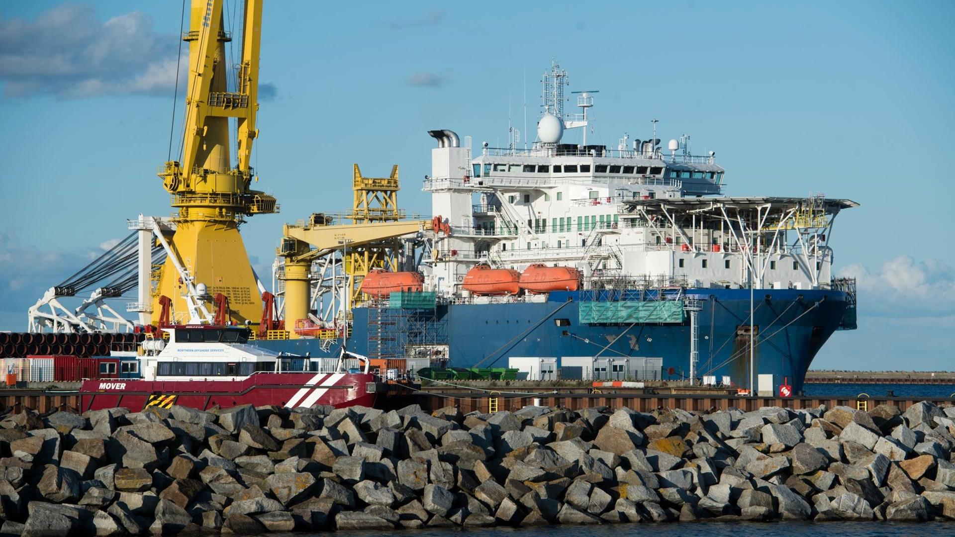Russische Verlegeschiff im Juli 2020 vor Rügen Russische Verlegeschiff im Juli 2020 vor Rügen