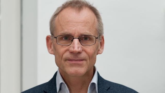 Der Professor am Centre for British Studies der Humboldt-Universität zu Berlin, Gerhard Dannemann, am 23.03.2016 in Berlin.
